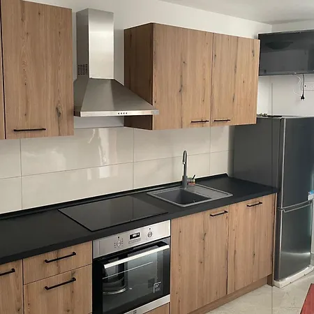 Twin With Bbq Area Апартаменти